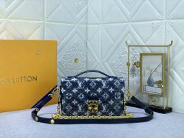 Picture of LV Lady Handbags _SKUfw144003006fw